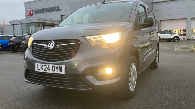 Vauxhall Combo Cargo E-L1 2300 100kW Pro 50kWh H1 Van Auto
